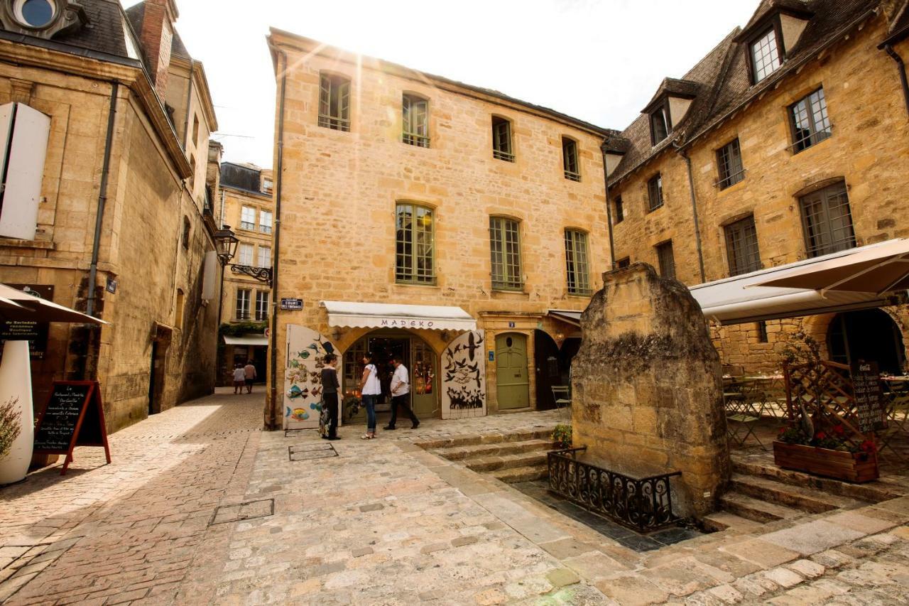 Heart Of Sarlat Apartment ภายนอก รูปภาพ